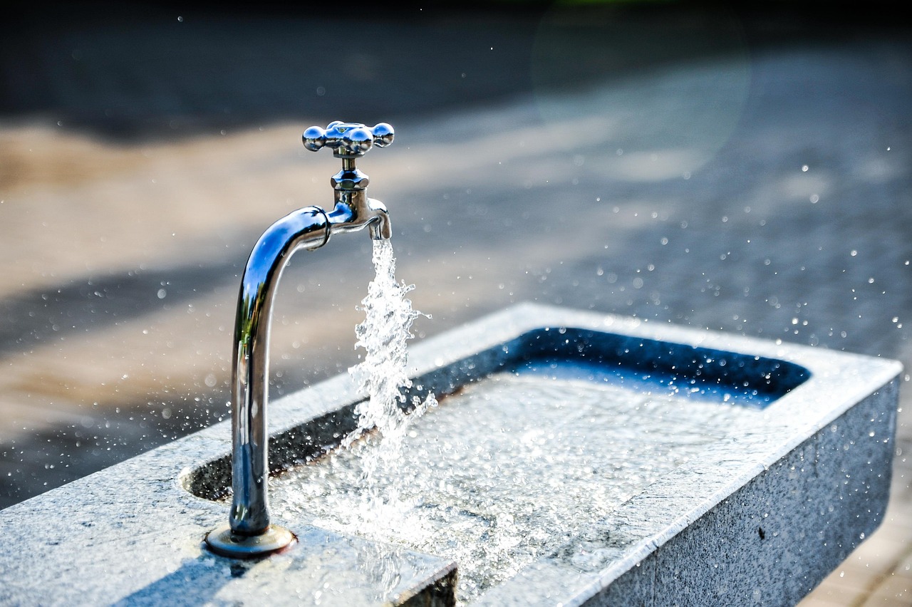 réparez facilement votre robinet qui fuit grâce à nos conseils pratiques et rapides pour économiser l'eau et éviter les dégâts.